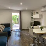 Petite maison au calme avec jardin clim et parking